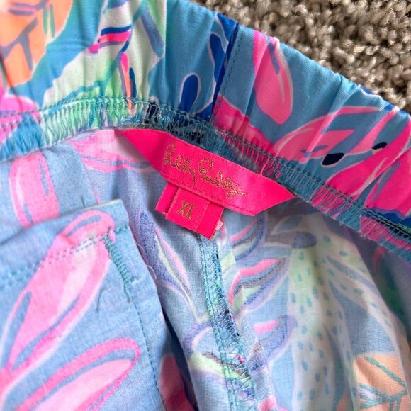 Lilly Pulitzer Women's Sz XL Blue & Pink Floral Print Ocean View SHORT - Picture 6 of 10